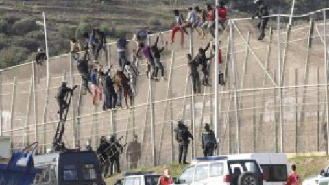 La realitat desmenteix al TEDH: els migrants no poden creuar legalment la frontera de Melilla