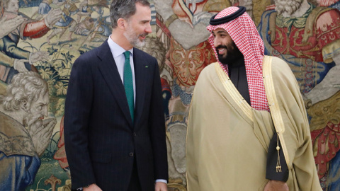 El rey Felipe junto a MBS