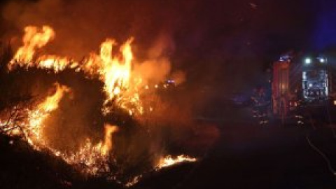 Más de 1.000 hectáreas han sido arrasadas en el incendio de Ourense