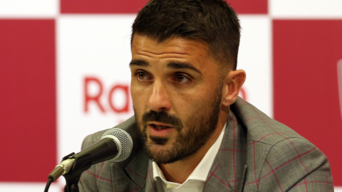 El futbolista David Villa anuncia su decisión de retirarse cuando finalice la temporada en Japón. / EFE