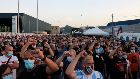 Manifestació dels treballadors de Nissan davant la planta de Montcada i Reixac. ACN/Gemma Sánchez