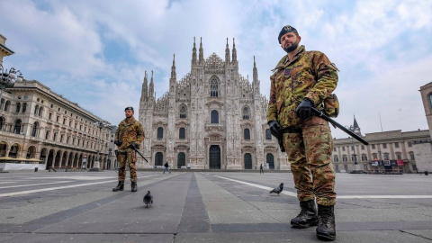 Militares en la Plaza del Duomo de Milán | EFE