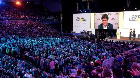 Convenció fundacional de la Crida Nacional per la República des de Manresa amb la participació de l'expresident a l'exili, Carles Puigdemont. EFE/Susanna Sáez