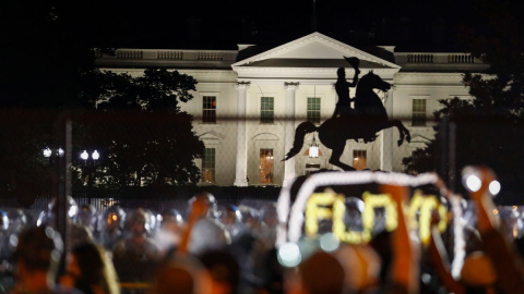 03/06/2020.- Un día más de manifestaciones ante la Casa Blanca. REUTERS/Jim Bourg