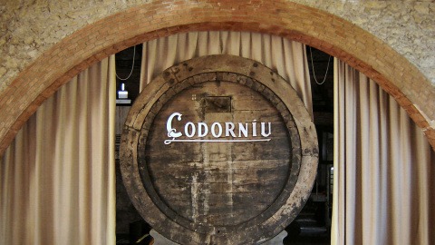 Entrada de las bodegas Codorniu.