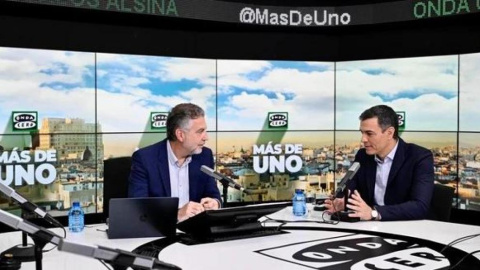  Pedro Sánchez, durante la entrevista con Carlos Alsina.- Onda Cero