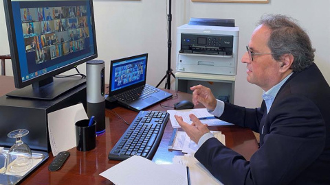 El presidente de la Generalitat, Quim Torra, durante la reunión por videoconferencia que ha mantenido con el presidente del gobierno, Pedro Sánchez, y el resto de presidentes autonómicos para abordar la crisis del coronavirus. EFE/Generalitat de Catalu