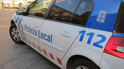 Un coche de la Policía Local.  Radio Palencia