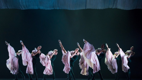 Coreografía Alento. BALLET NACIONAL DE ESPAÑA / VALLINAS