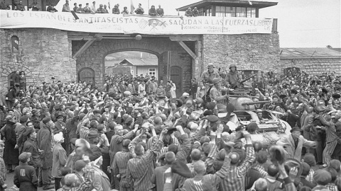 Liberación del campo de concentración de  Mauthausen en 1945.  DONALD R. ORNITZ