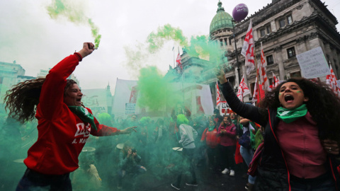 Activistas por la legalización del aborto el día de la votación del Senado, Buenos Aires, agosto de 2018. Marcos Brindicci / Reuters