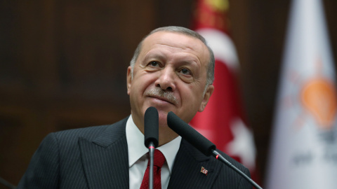 El presidente turco, Tayyip Erdogan, en el parlamento este miércoles. / Reuters