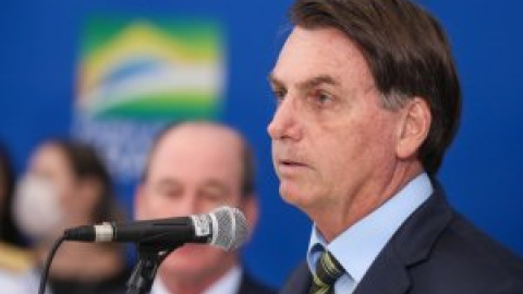 Bolsonaro incluye las loterias y los servicios religiosos entre las actividades esenciales en cuarentena