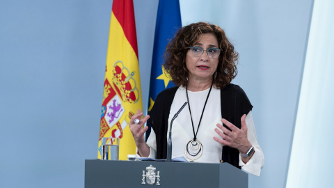 La ministra Portavoz y de Hacienda, María Jesús Montero durante una rueda de prensa en el Palacio de La Moncloa. EFE/ Moncloa