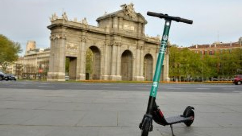 Los riesgos de circular con patinete en Madrid: falta de regulación, indisciplina y hostilidad de los automovilistas