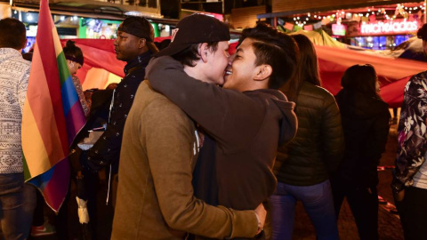 Ecuador aprueba el matrimonio gay | APF