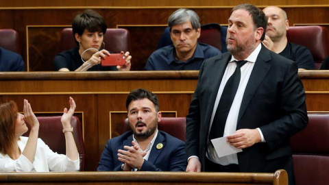 Oriol Junqueras, cuando ha intentado pronunciar su mensaje. - EFE