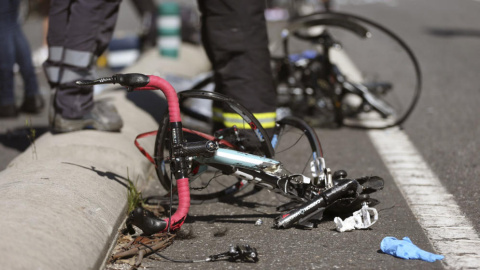 Un ciclista muerto y ocho heridos por un atropello en A Guarda. EFE