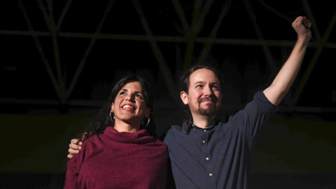 Pablo Iglesias y Teresa Rodríguez durante el acto de Adelante Andalucía en Córdoba / EFE