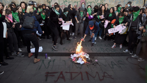 Protestas contra la violencia de género tras el feminicidio de Ingrid Escamilla en México. AFP / ALFREDO ESTRELLA