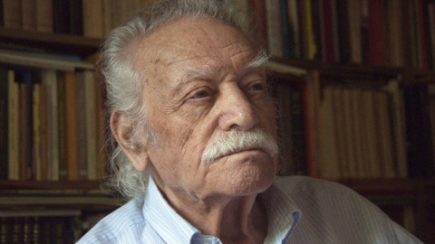 El irreductible Manolis Glezos, de 91 años, elegido eurodiputado por Syriza.- EFE