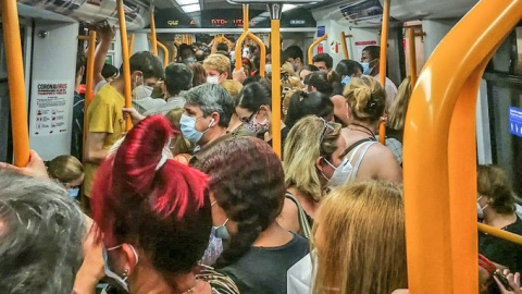 Aglomeraciones en el Metro de Madrid | EFE