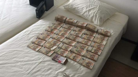 El dinero encontrado en el apartamento de Rodríguez Sobrino. | DIARIO EL TIEMPO DE COLOMBIA (ELTIEMPO.COM)