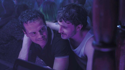 Andrew Scott y Paul Mescal en la película 'Desconocidos', de Andrew Haigh.