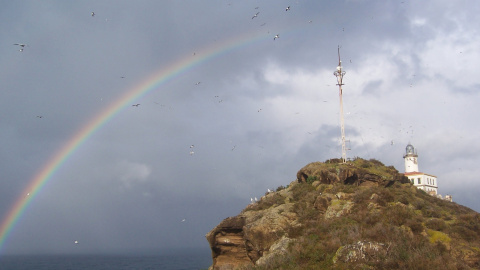 El faro de las columbretes, al final de la tormenta. - BRUNO SABATER