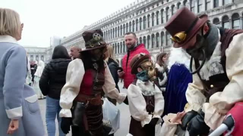 El coronavirus suspende el carnaval de Venecia