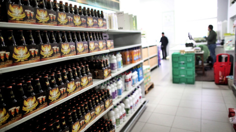 Mercados de Madrid reparten bienes para el Banco de Alimentos a través de la Fundación FAYEC. E.P./Eduardo Parra