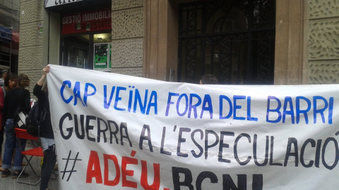 Acció contra l'especulació immobiliària al centre de Barcelona