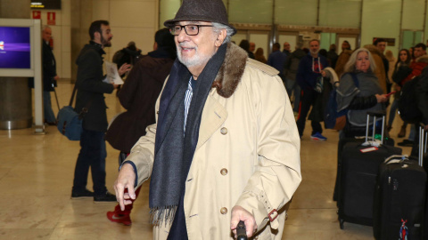 18.12.2019 /  Plácido Domingo en el aeropuerto en una imagen de archivo. / EUROPA PRESS- Raúl Terrel