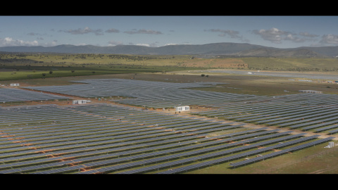 La energía que renueva los pueblos: Extremadura bulle con la energía solar