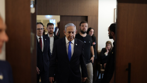  Benjamin Netanyahu, Primer Ministro de Israel, llega para una reunión con Ministra de Asuntos Exteriores de Alemania. Foto: Ilia Yefimovich/dpa