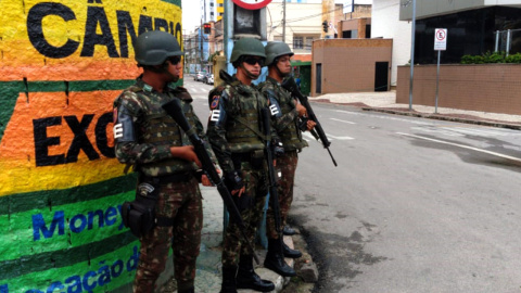 Operación especial de la Fuerza Nacional en el estado de Ceará (noreste de Brasil), ante la incertidumbre creada por el motín de agentes de la Policía Militar. - EJÉRCITO BRASILEÑO