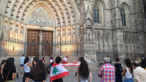 Vigilia en la Catedral de Barcelona. / NICOLÁS AYOUB