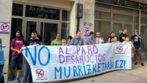 Consiguen paralizar el desahucio de una víctima de violencia machista en Barakaldo