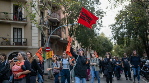  El Sindicat de Llogateres convocó una protesta después de que Junts votara en contra de la ley que regula los alquileres de temporada en el Congreso. Lorena Sopêna / Europa Press