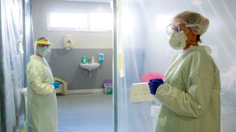 Imagen de la UCI del Hospital San Pedro de Logroño. EFE/Raquel Manzanares.