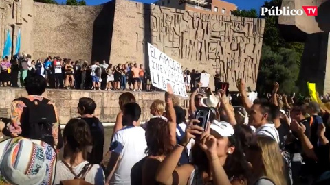 Duras sanciones para los manifestantes antimascarillas