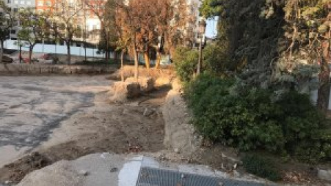 Los ecologistas denuncian los daños a los árboles en la reforma de la Plaza de España de Madrid