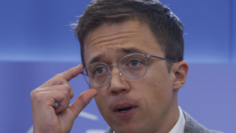 Íñigo Errejón, durante la rueda de prensa que ofreció este pasado martes en el Congreso. EFE/ Juan Carlos Hidalgo