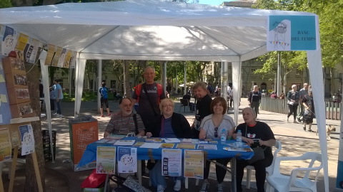 Punt d'informació del Banc de temps a la Barceloneta