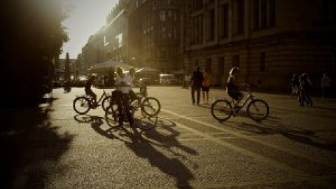 Radiografía del usuario de la bicicleta en Madrid: el 85% tiene estudios universitarios y casi dos tercios son hombres