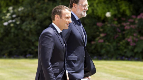 Mariano Rajoy y Macron en la rueda de prensa de este viernes en París / EFE