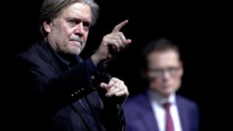 Bannon, exasesor de Trump y Abascal, detenido por quedarse con donaciones del muro con México