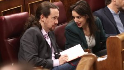 Iglesias, tras el acoso sufrido en sus vacaciones: "Su odio y sus amenazas no frenarán nuestro trabajo"