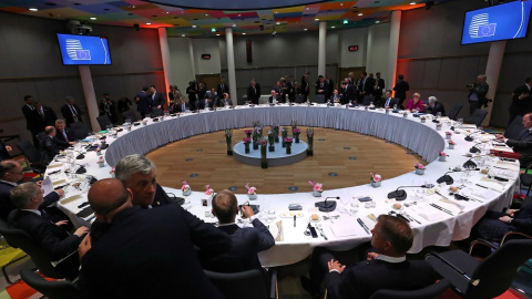 Imagen de la reunión de los líderes de la UE en Bruselas, tras las elecciones del 26-M, para analizar los nombramientos en las instituciones comunitarias. REUTERS/Yves Herman