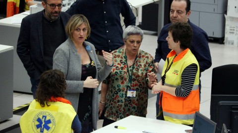 La consellera de Salut, Alba Vergés, visita la seu central del SEM a l'Hispitalet de Llobregat, el 29 de febrer del 2020. Pere Francesch | ACN